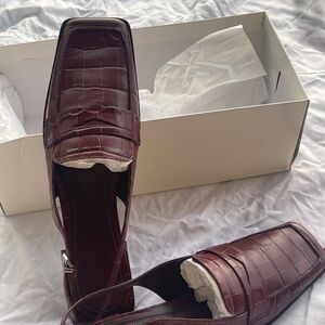 Shutz Slingback Pump